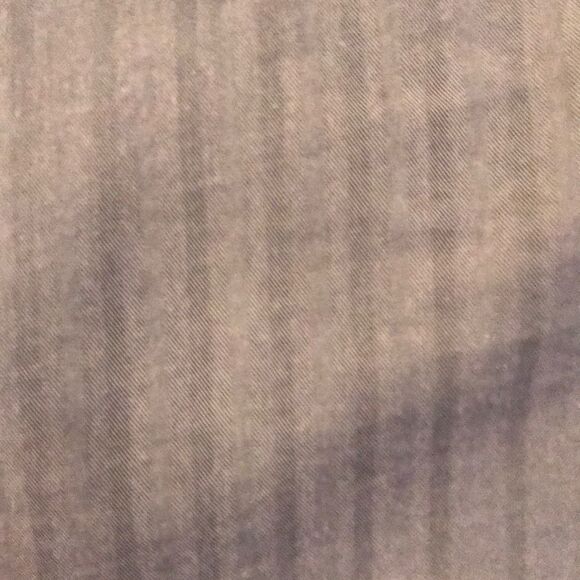 Cute gray striped Bermuda shorts - Picture 2 of 5